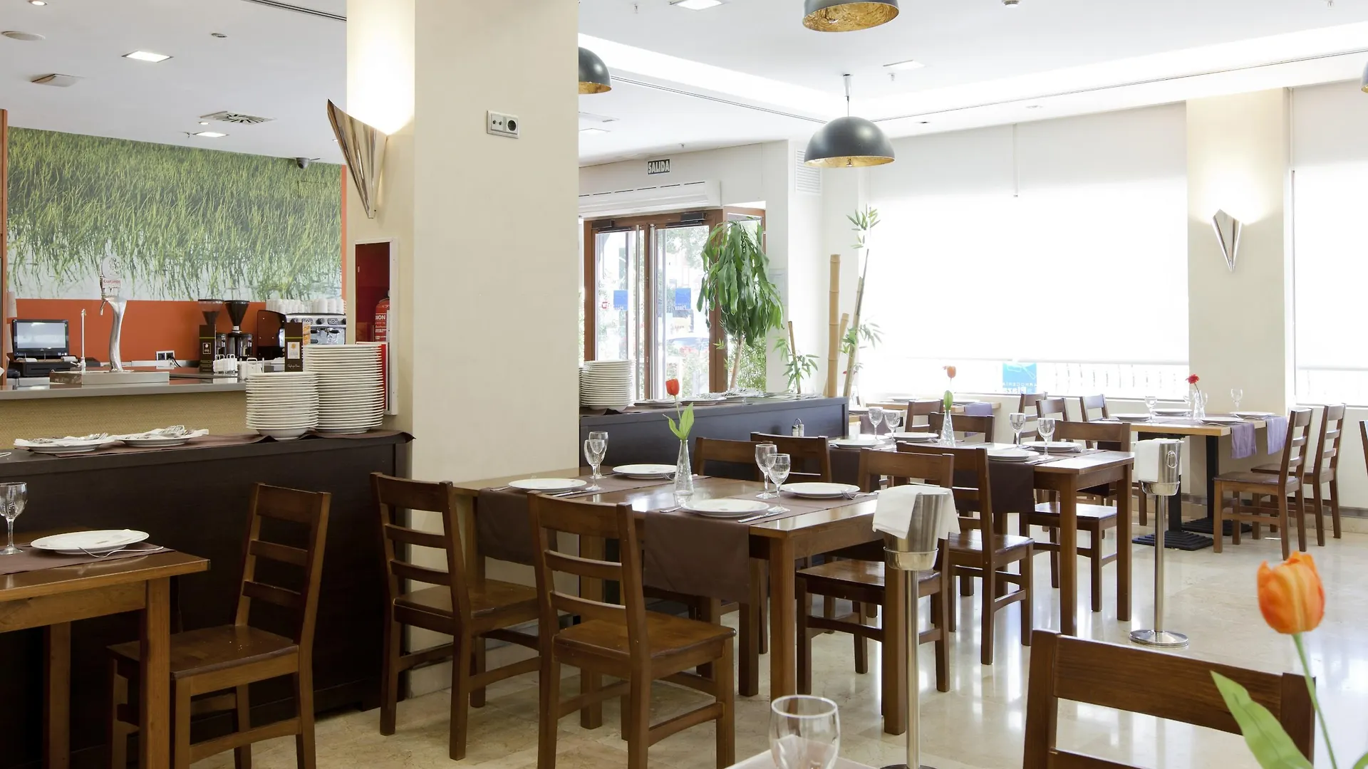 Vertice Sevilla فندق